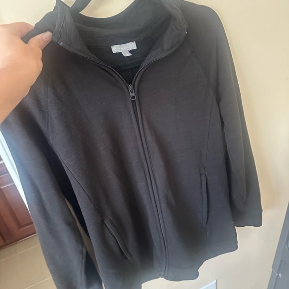 Talbots Black Long Sleeve Full Zip Front Jacket with UPF 50+ Sz M petites - Picture 1 of 6